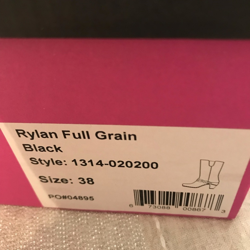 Dansko Rylan Boots - Picture 4 of 5